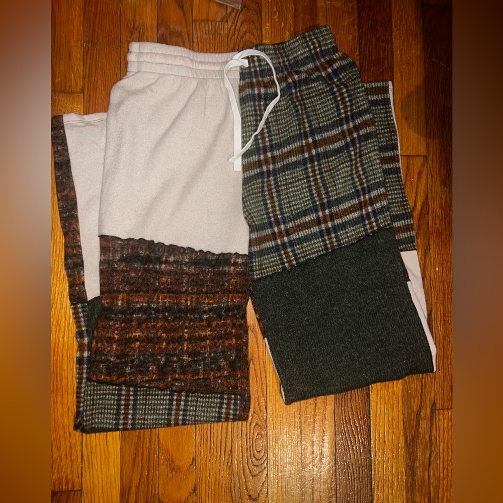 Patchwork joggers. Women’s. Medium runs a lil large. Good stretch.